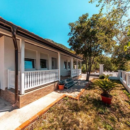 Holiday Home Marija Budva Luaran gambar